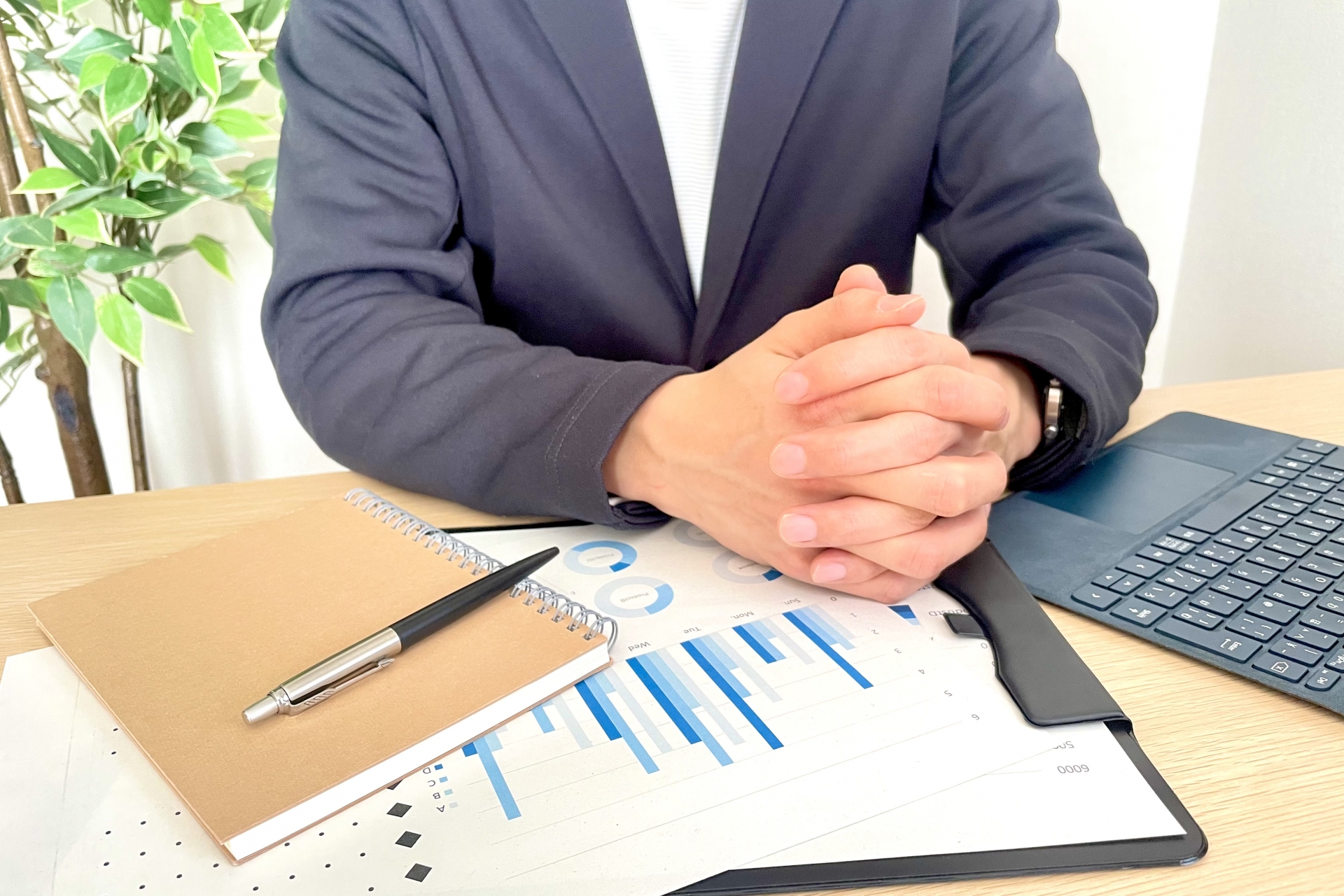 【IFA独立開業ガイド】登録手続き・収益モデル・集客戦略を徹底解説